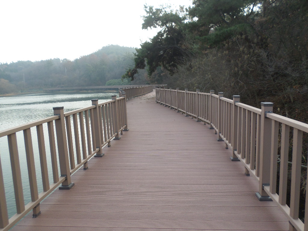 Eunpah Su Byeon Walking Path (Starlight Bridge) Completion ? Deck Road Sections 1 and 2
